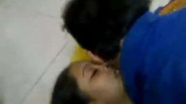 उसकी प्यारी बिल्ली खिलौने से गीला गर्म नमकीन सेक्स मूवी इंग्लिश सेक्स मूवी