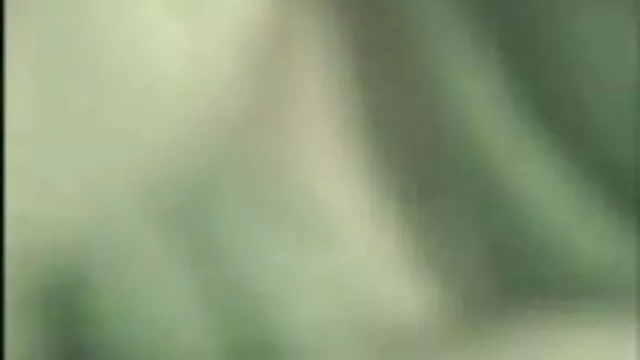 एंजेलिका बेला इंग्लिश फिल्म मूवी सेक्सी त्रिगुट दृश्य