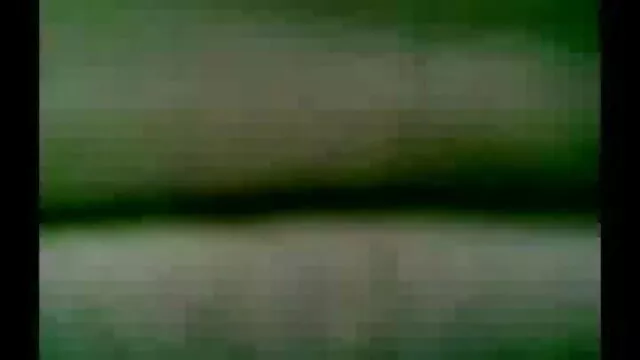 छोटे स्तन के साथ हिंदी वीडियो सेक्सी मूवी फिल्म सुनहरे बालों वाली स्तन हो जाता है