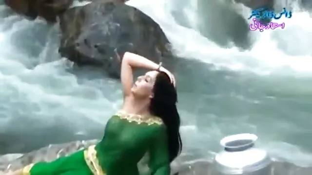 एमआईएलए मूवी चाहिए सेक्सी फ़्रैन्किज़ ऑक्स ग्रोस सेइन्स