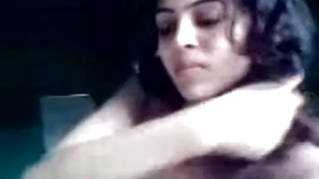 एक मूवी सेक्स पिक्चर तांडव में हैवीवेट BBWs