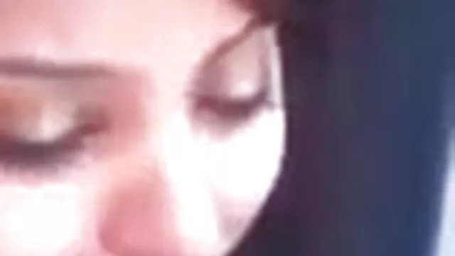 Une सनी लियोन सेक्सी वीडियो फुल मूवी bonne sodo डालना cette परिपक्व लार
