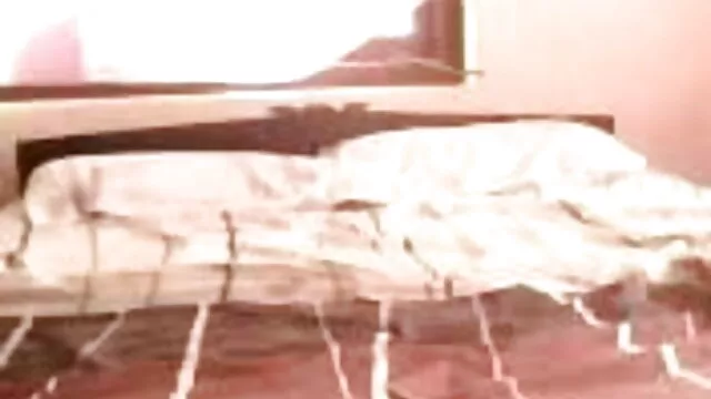 बूथ हीरोइन सेक्सी मूवी 17 में पूस