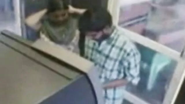 नताली रॉसी सेक्सी मूवी एक्स एक्स सह उगल छेद