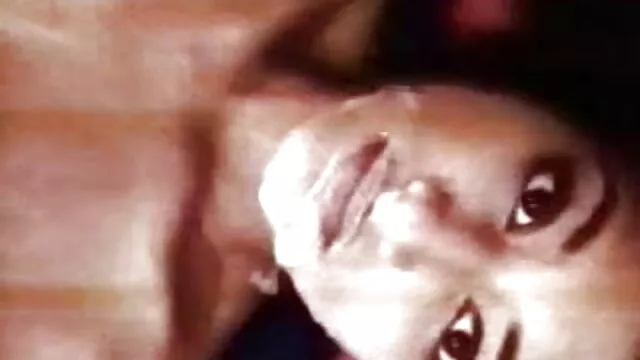 बड़ी चूची शौकिया चुदाई छक्कों की सेक्सी मूवी और चेहरे की