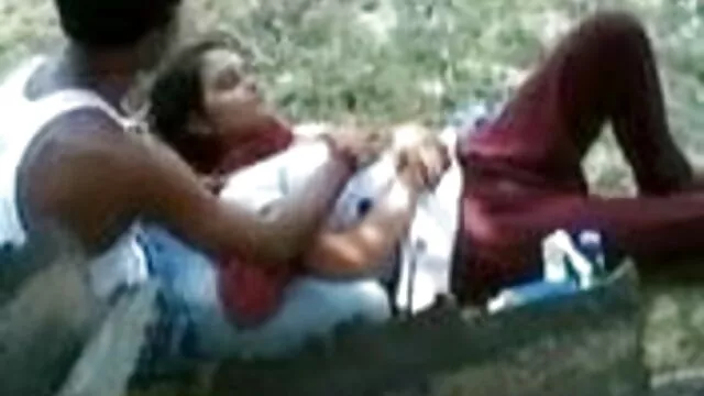 कोंटेसा का अंतरजातीय कमबख्त हिंदी वीडियो सेक्सी मूवी फिल्म