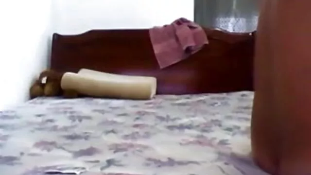 बुत। मल्लिका शेरावत सेक्स मूवी