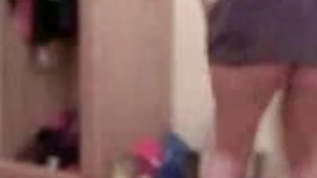 लड़की ने जी सेक्सी मूवी अपने bf को क्रीमपाइ पर चढ़ा दिया