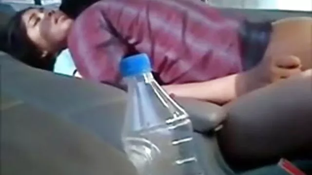 बैंकाक जी सेक्सी मूवी में बी.जे. पी। 2 कमबख्त के साथ जारी है