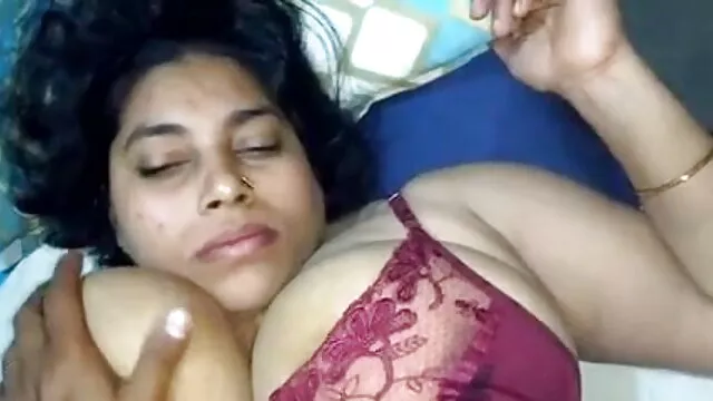 फ्रेंच क्यूट गर्ल एक बीबीसी द्वारा फुल सेक्सी मूवी पिक्चर गड़बड़ हो जाता है जबकि दोस्त फिल्में
