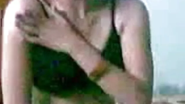 क्लासिक एशियाई सेक्सी वीडियो सेक्सी वीडियो मूवी महिला गड़बड़