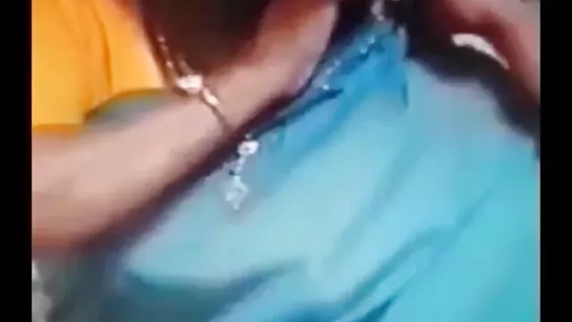 परिपक्व कामुक है और सेक्स के लिए उत्सुक सेक्सी फिल्म मूवी है