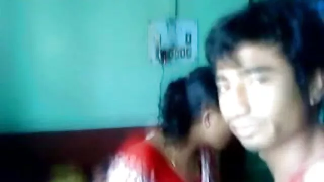 गोरा एक फिल्म सेक्सी मूवी क्रूर dildo के साथ उसके मवाद का विस्तार