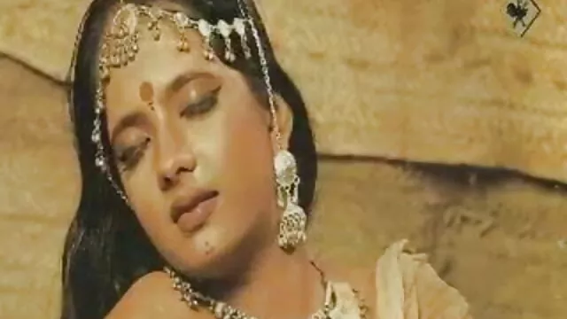 कक्ष ई। इंग्लिश मूवी सेक्सी वाली