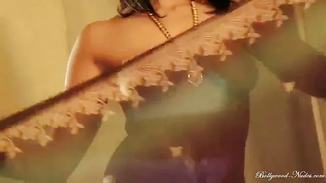 BBw बनाम सेक्सी मूवी हिंदी में काला मुर्गा