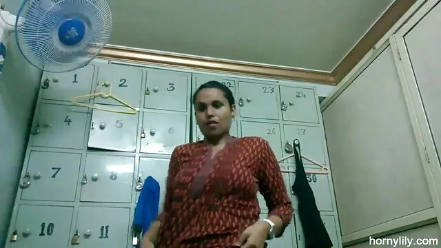 अनंत शक्ति ने अपने सेक्सी फुल फिल्म चाचा (एचडी 1920x1080) द्वारा गड़बड़ नहीं किया